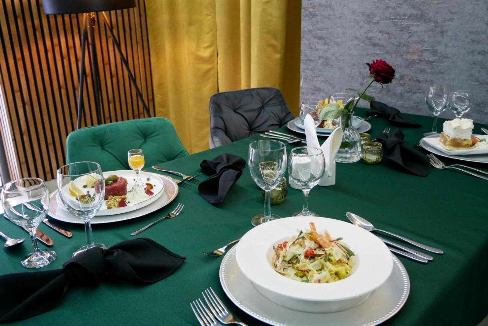 Hotel Oskar Business & Spa Puławy Екстериор снимка