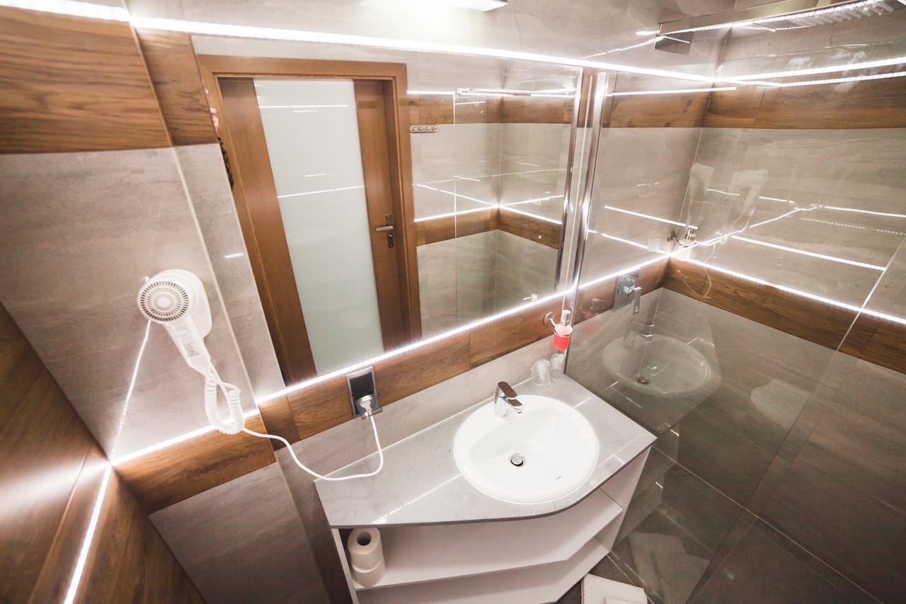 Hotel Oskar Business & Spa Puławy Екстериор снимка