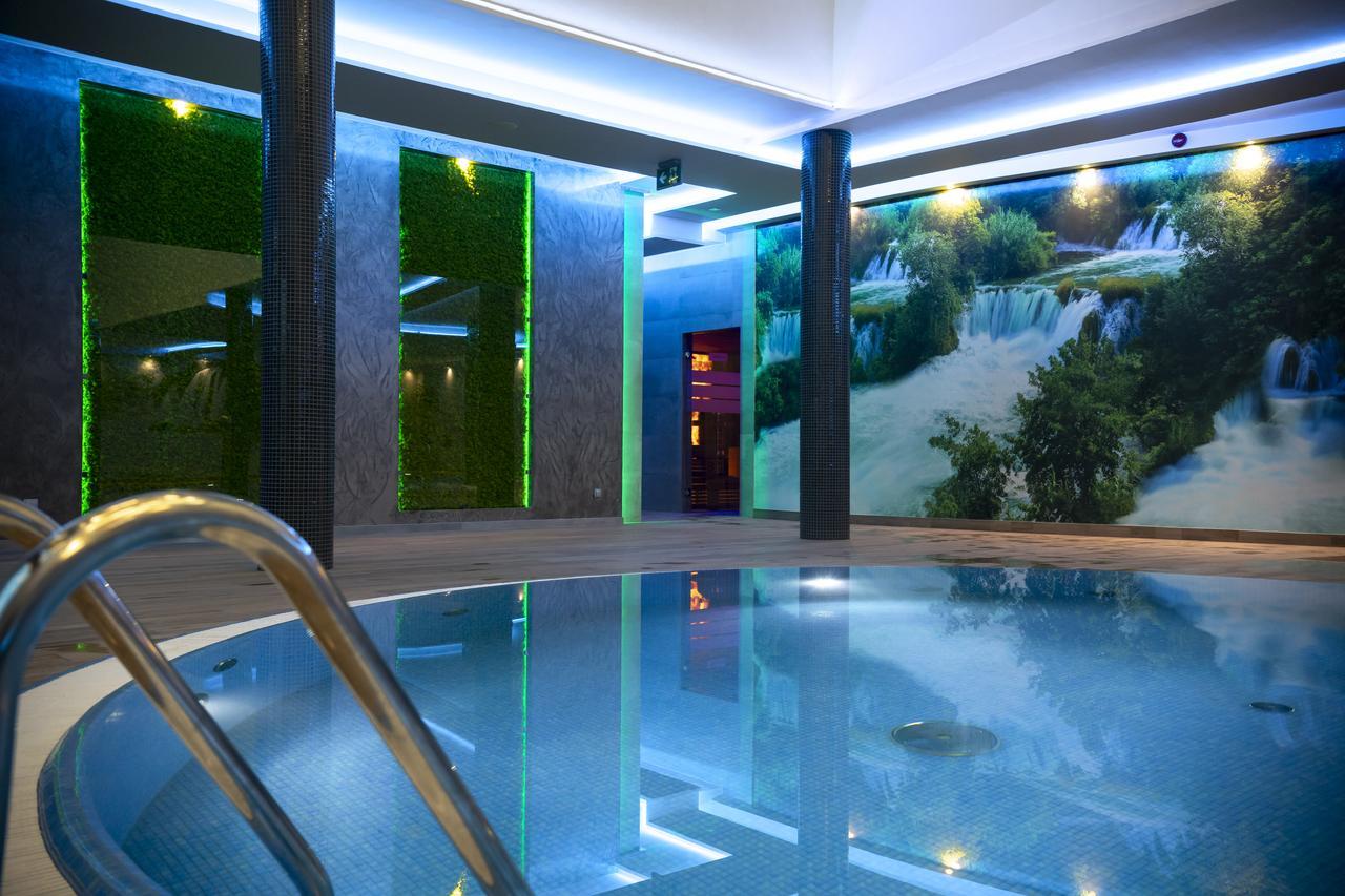 Hotel Oskar Business & Spa Puławy Екстериор снимка